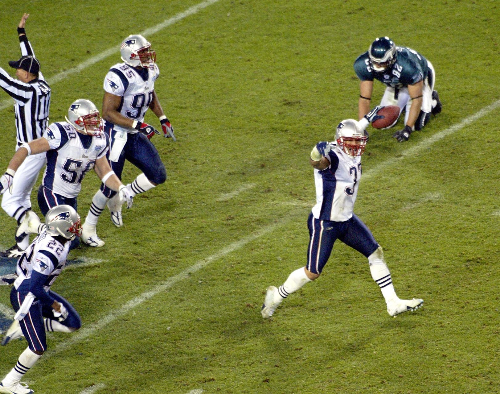Super Bowl XXXIX: New England Patriots 24, Philadelphia Eagles 21